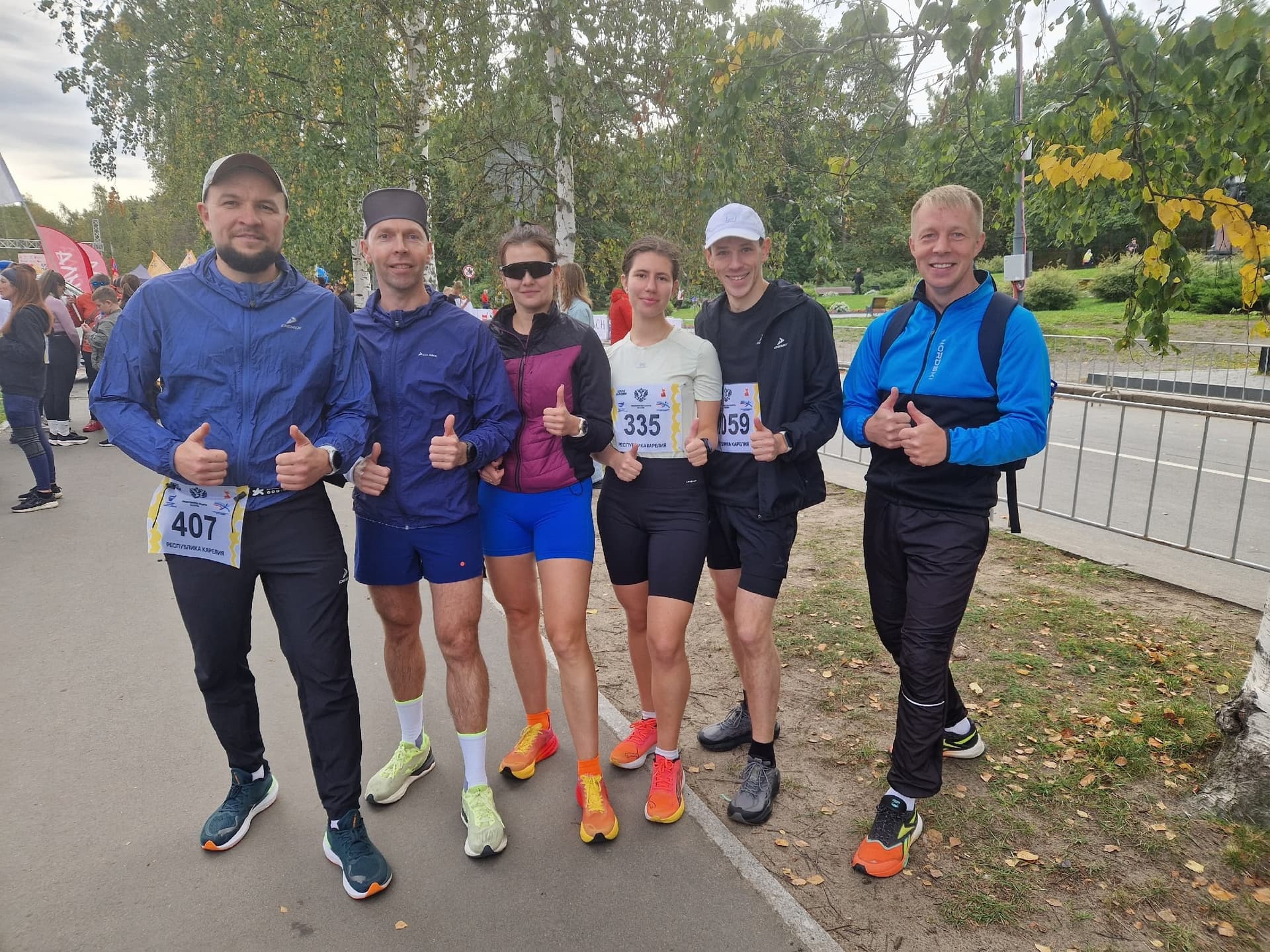 5 причин бегать в группе, а не одному: преимущества групповых тренировок